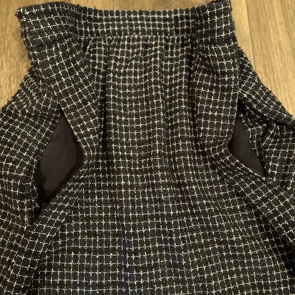 CHANEL PENCIL TWEED EMBELLISHED NAVY WHITE BLACK FRINGE SKIRT size 44/ no offers